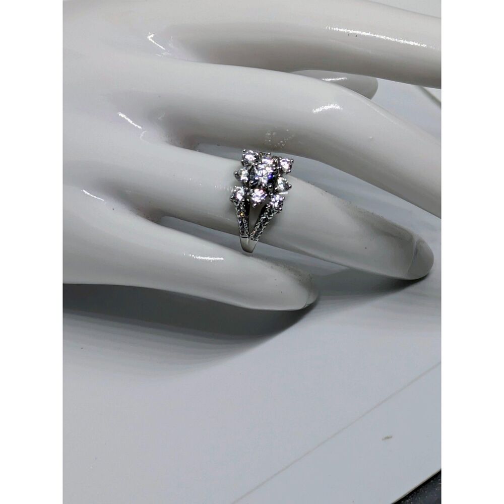 CZ Cluster Ring Size 7 White Gold Plated Split Shank Statement Cocktail Ring - Picture 3 of 6